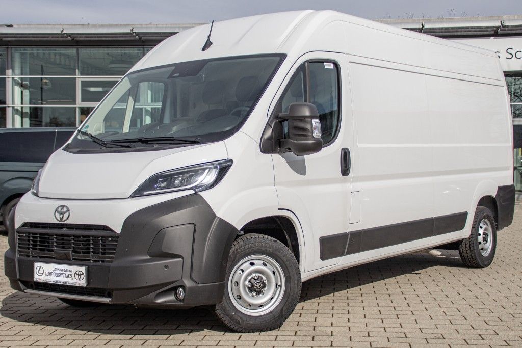 Toyota Proace Max 2025