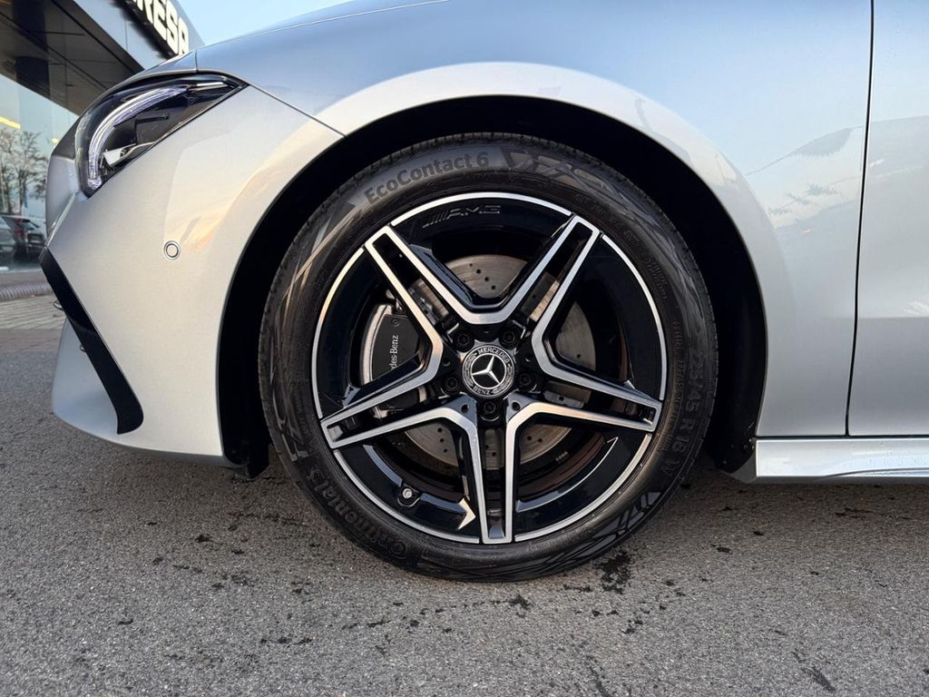 Mercedes-Benz CLA 200 2025