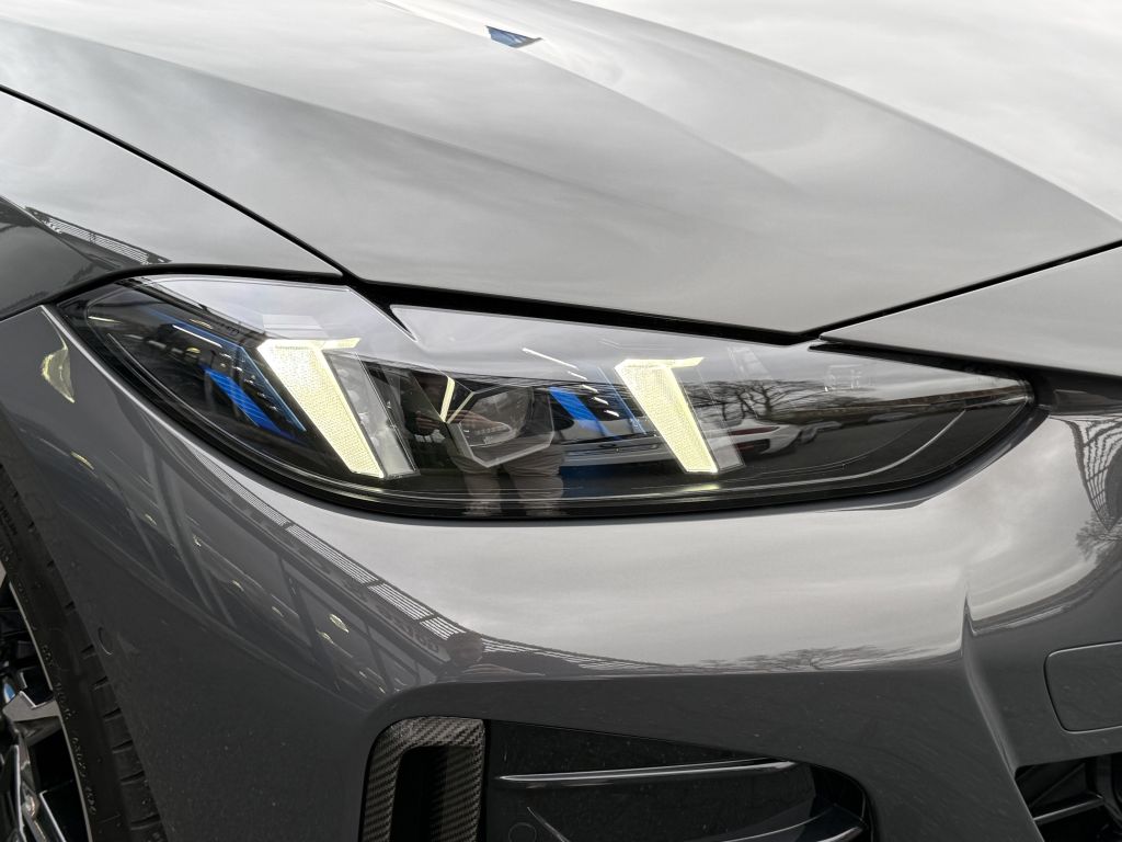 BMW i4 2025