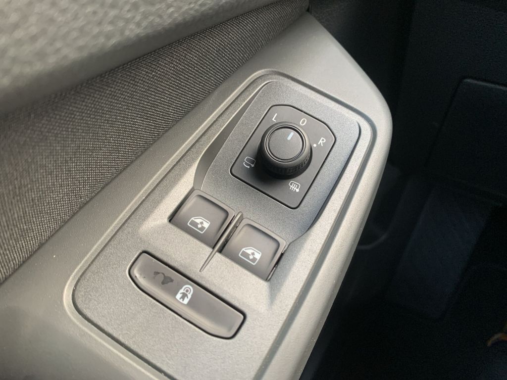 Ford Grand Tourneo 2025