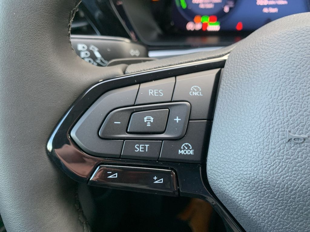 Ford Grand Tourneo 2025