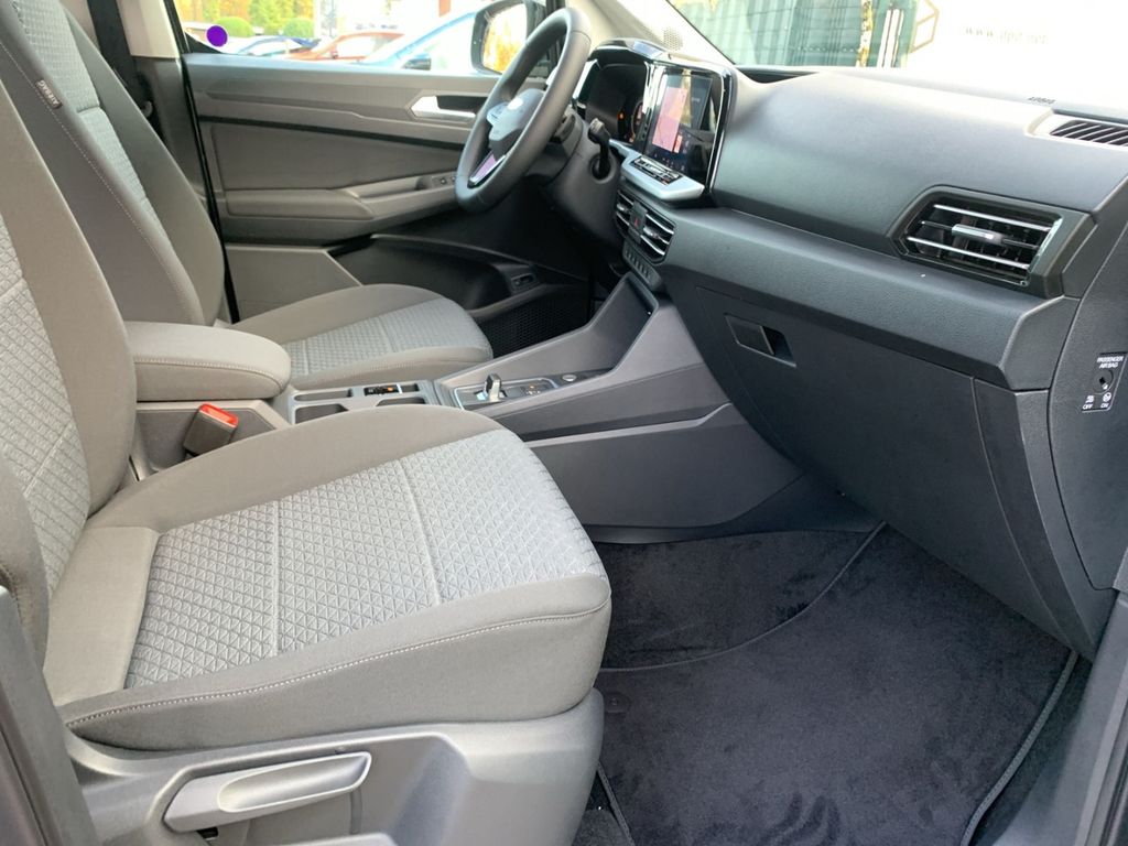 Ford Grand Tourneo 2025