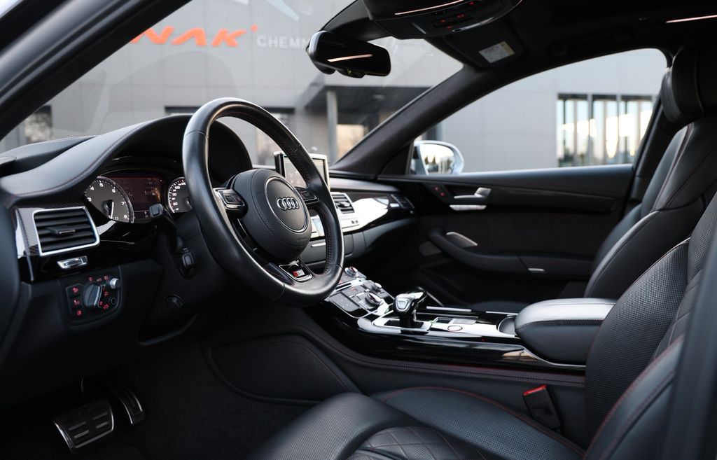 Audi S8 2017