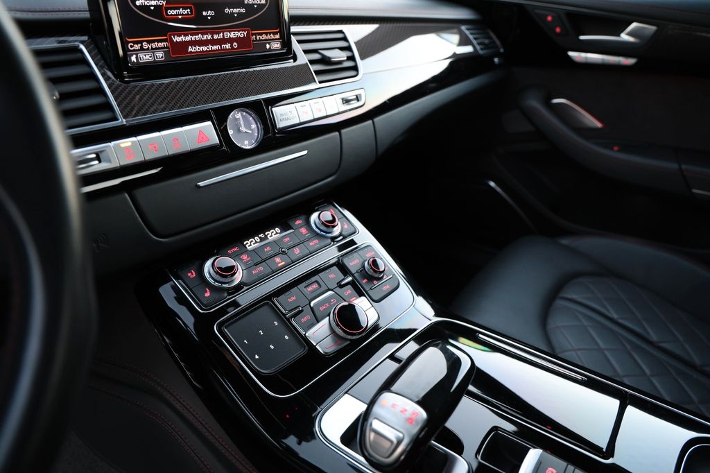 Audi S8 2017