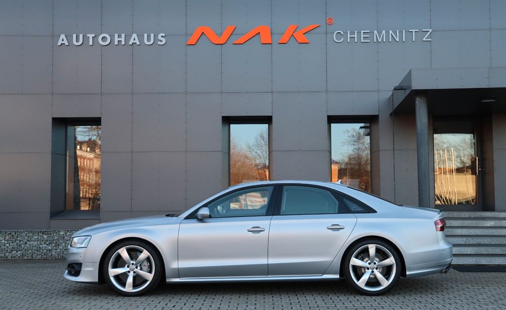 Audi S8 2017
