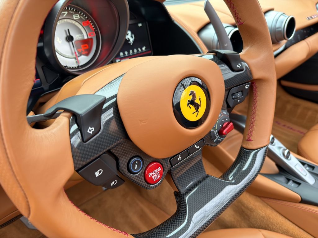Ferrari 812 2021