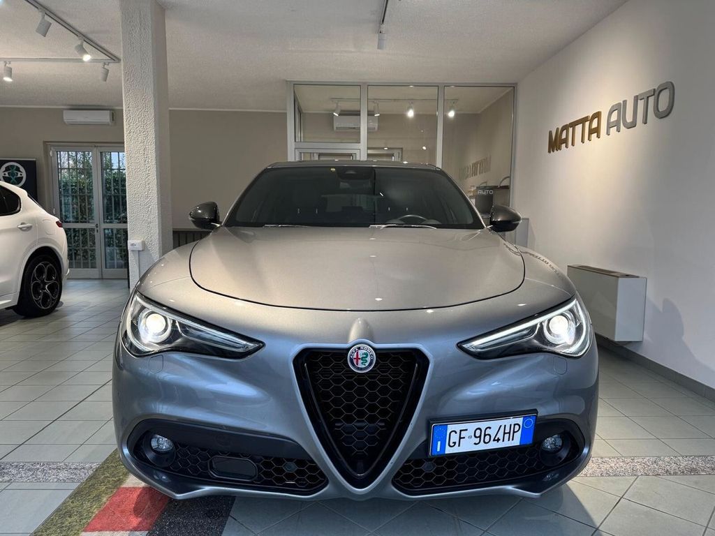 Alfa Romeo Stelvio 2021