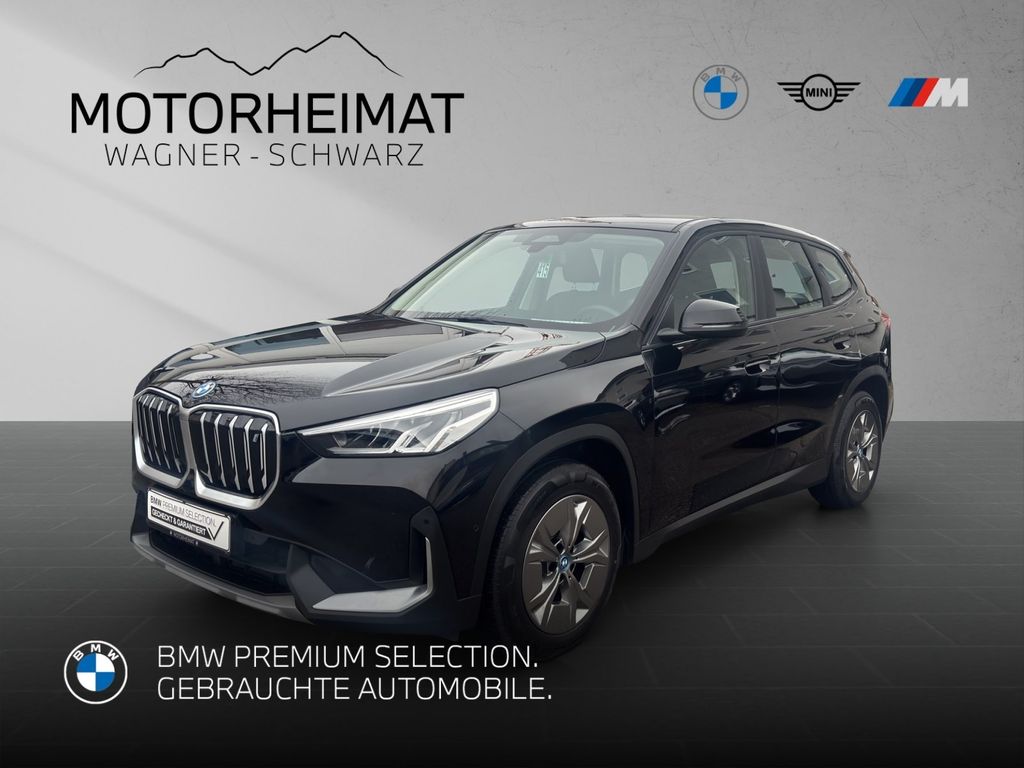 BMW iX1 2023