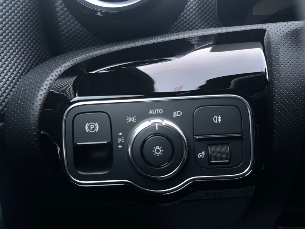 Mercedes-Benz A 250 2021