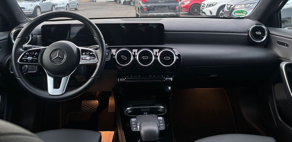 Mercedes-Benz A 250 2021