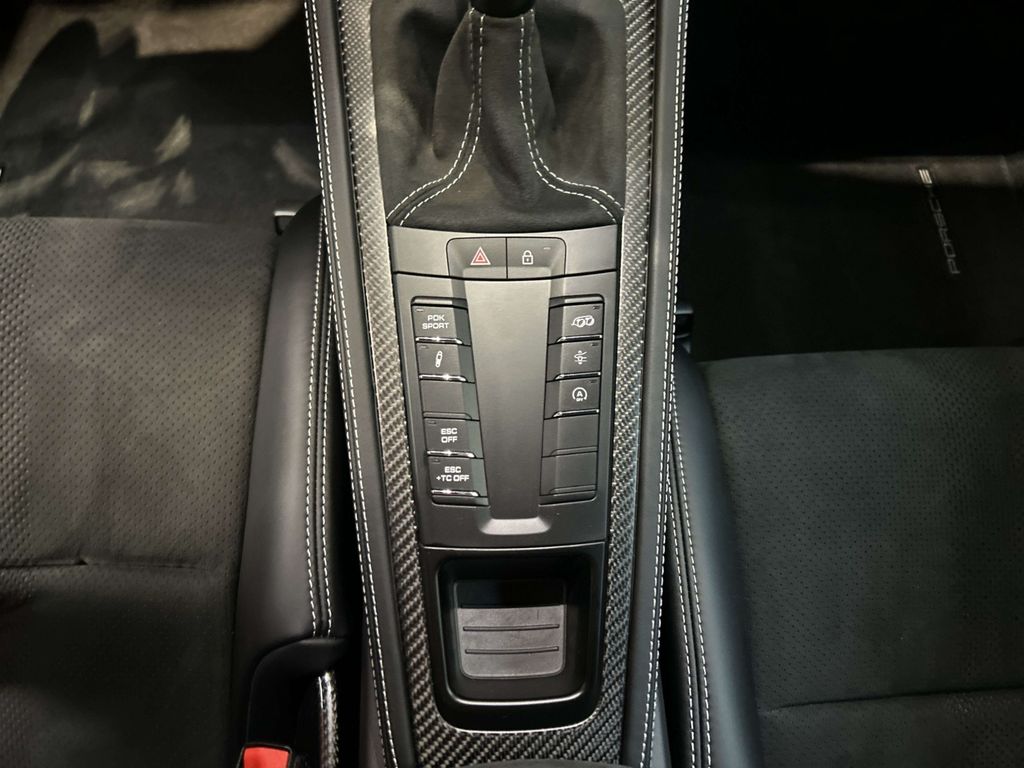 Porsche Boxster 2024