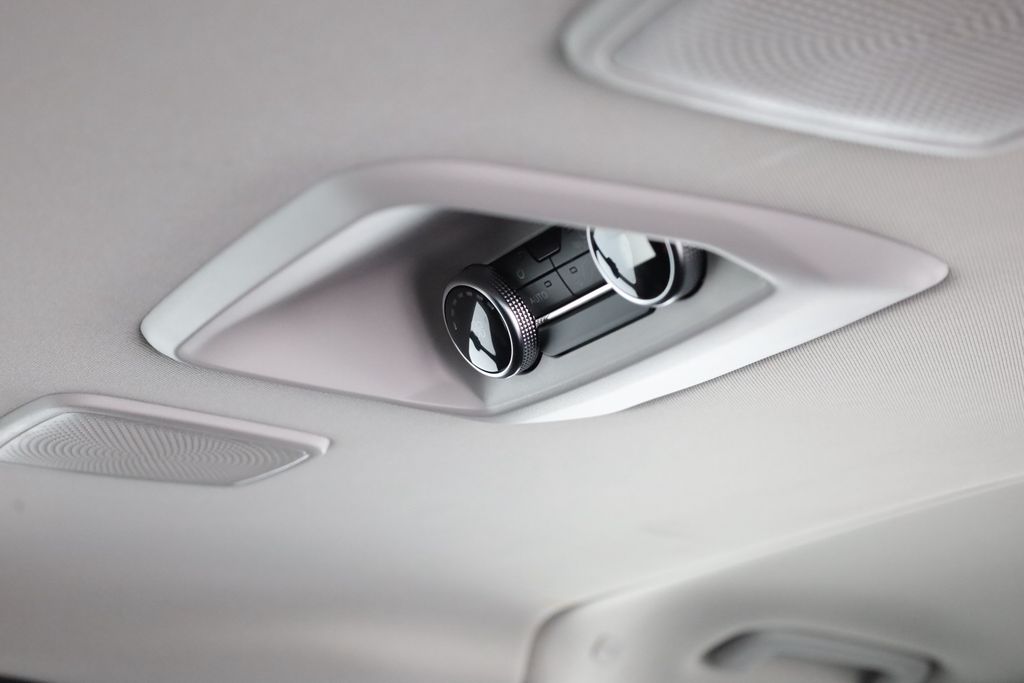 Ford Tourneo Custom 2025