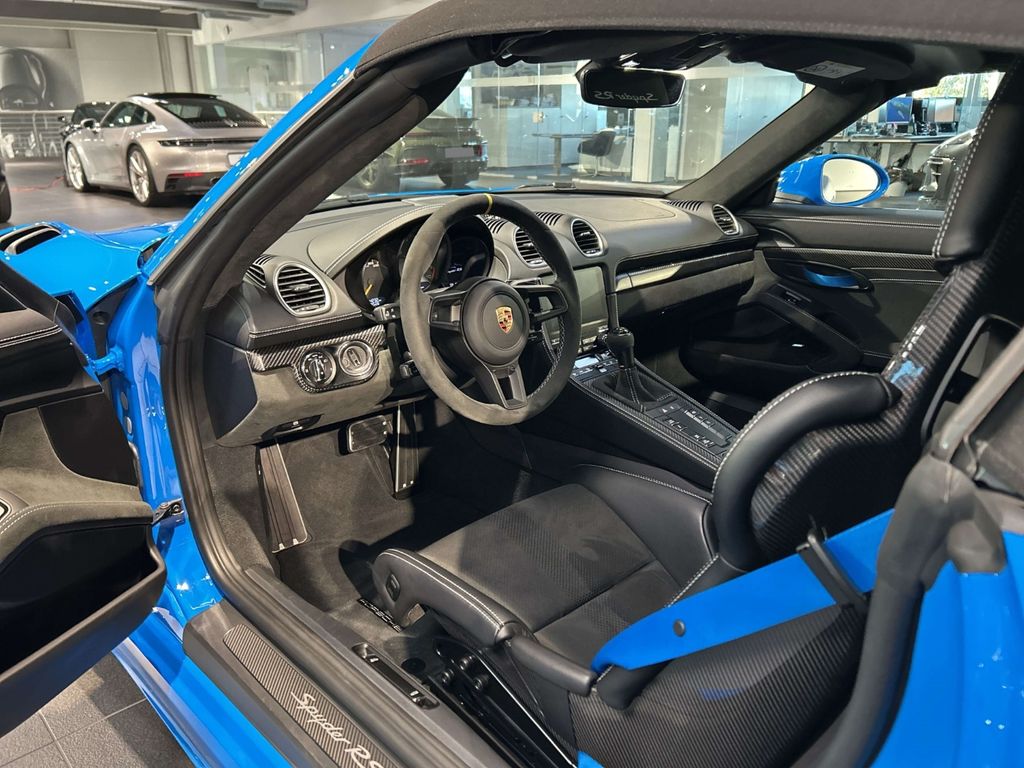 Porsche Boxster 2024