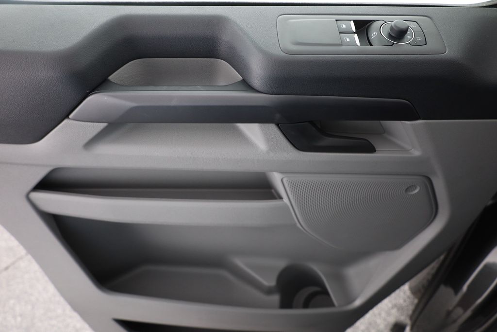 Ford Tourneo Custom 2025