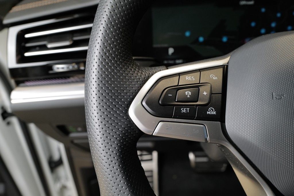 Volkswagen Touareg 2025