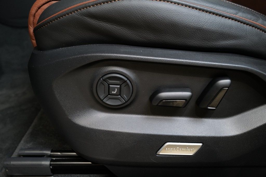 Volkswagen Touareg 2025