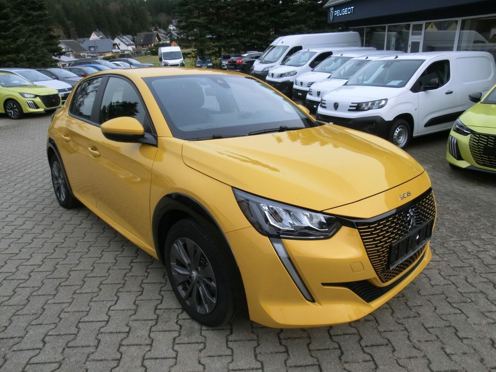 Peugeot 208 2021