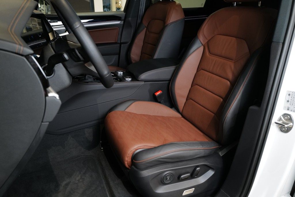 Volkswagen Touareg 2025