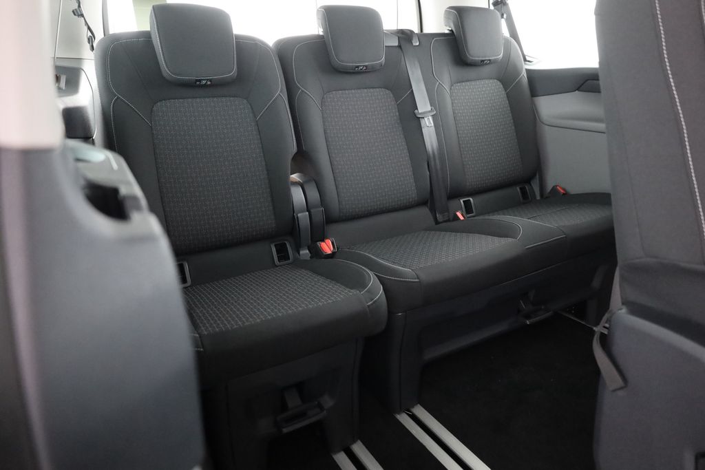 Ford Tourneo Custom 2025