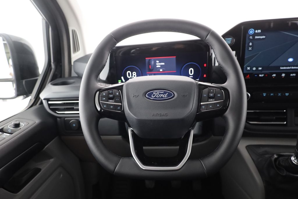 Ford Tourneo Custom 2025