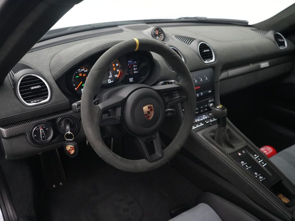 Porsche Boxster 2023