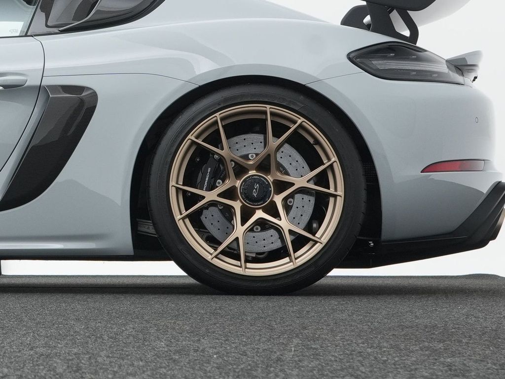 Porsche Boxster 2023