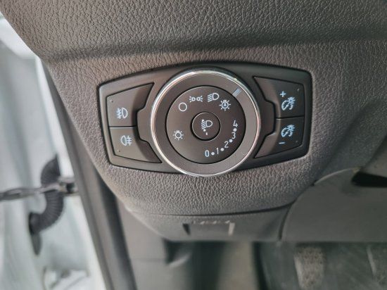 Ford Transit Courier 2021