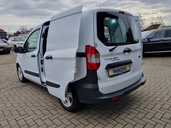 Ford Transit Courier 2021