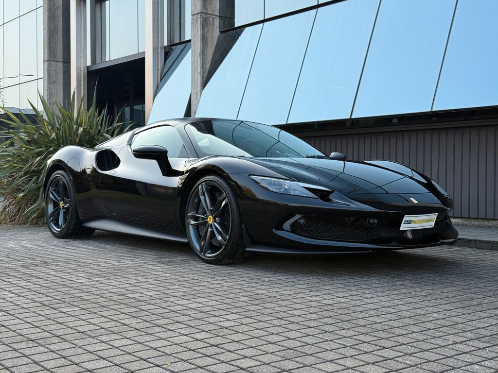 Ferrari 296 GTS 2025