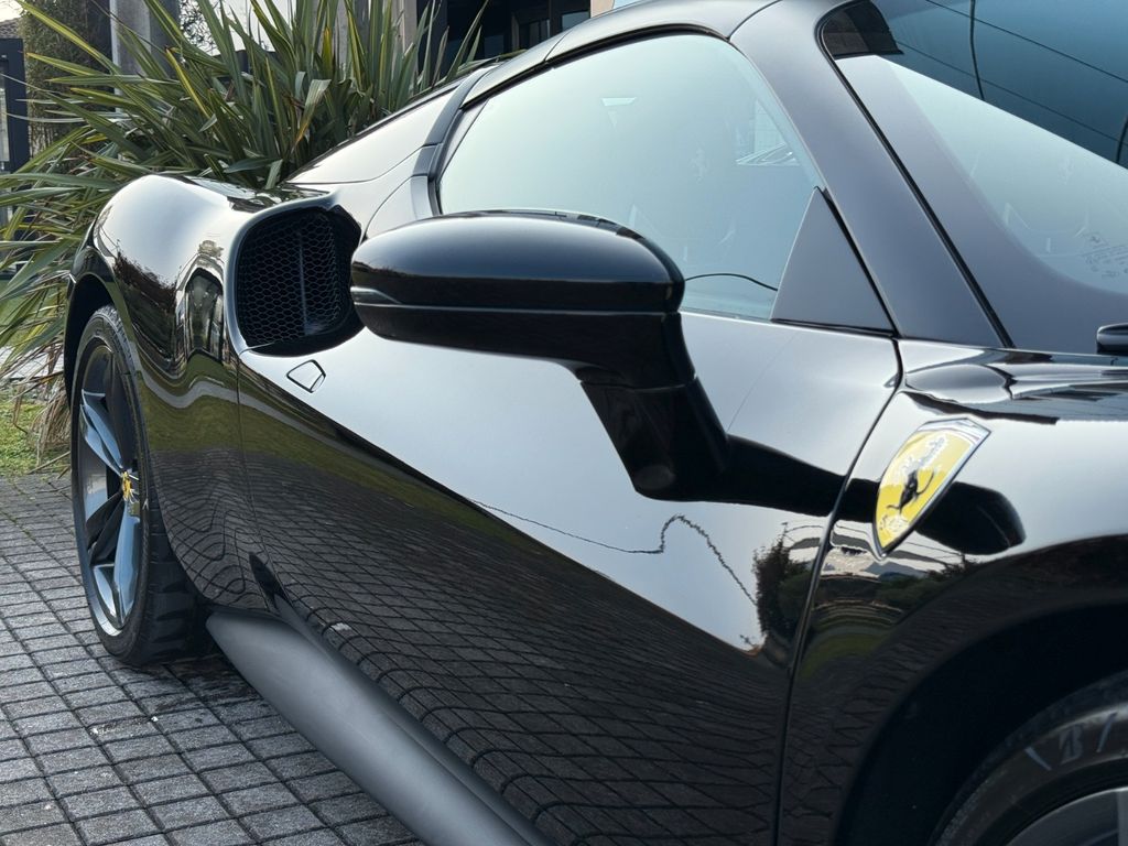 Ferrari 296 GTS 2025