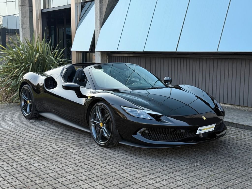 Ferrari 296 GTS 2025