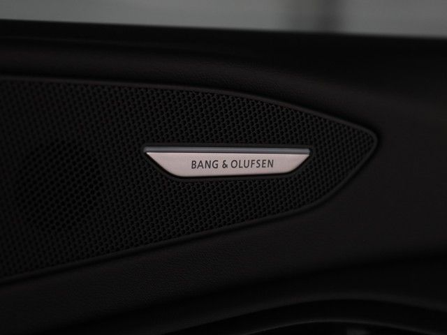 Audi SQ6 e-tron 2025