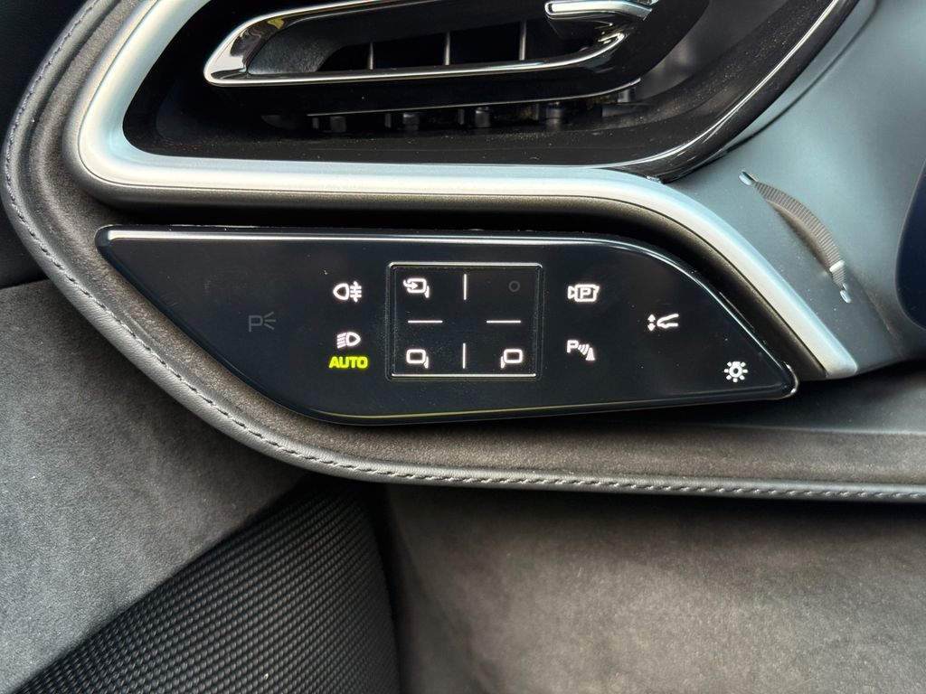 Ferrari 296 GTS 2025