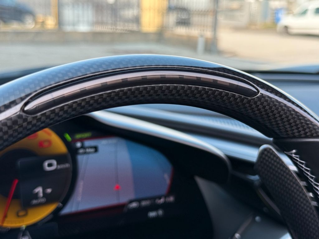 Ferrari 296 GTS 2025