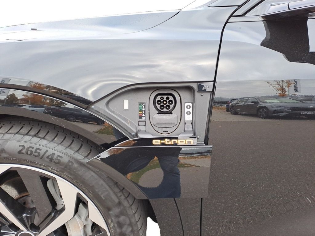 Audi e-tron 2022