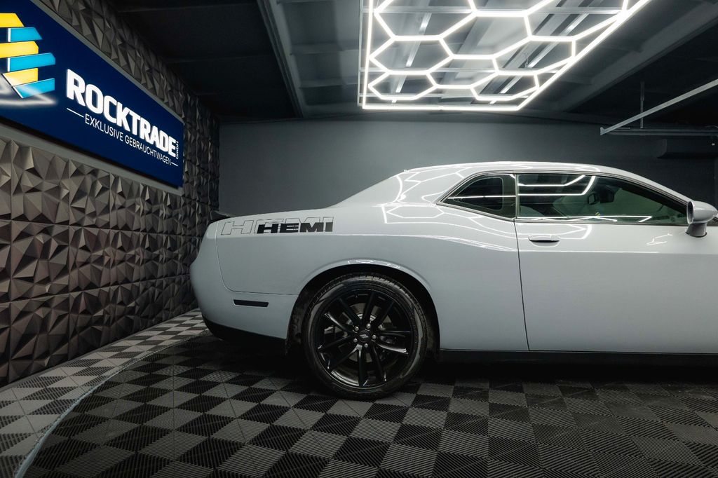 Dodge Challenger 2021
