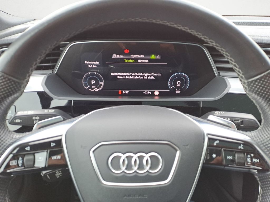 Audi e-tron 2022