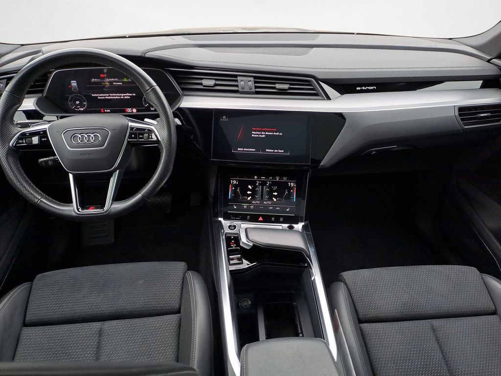 Audi e-tron 2022