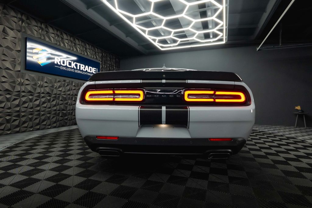 Dodge Challenger 2021