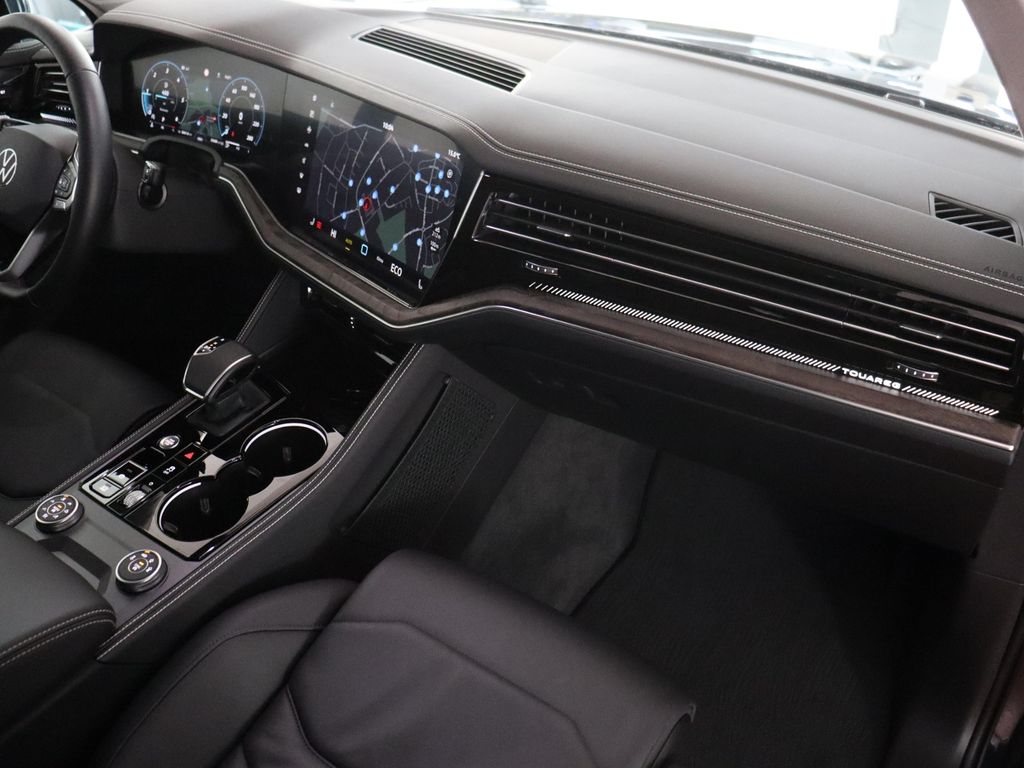 Volkswagen Touareg 2025