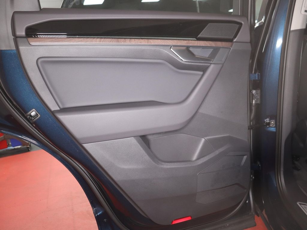 Volkswagen Touareg 2025