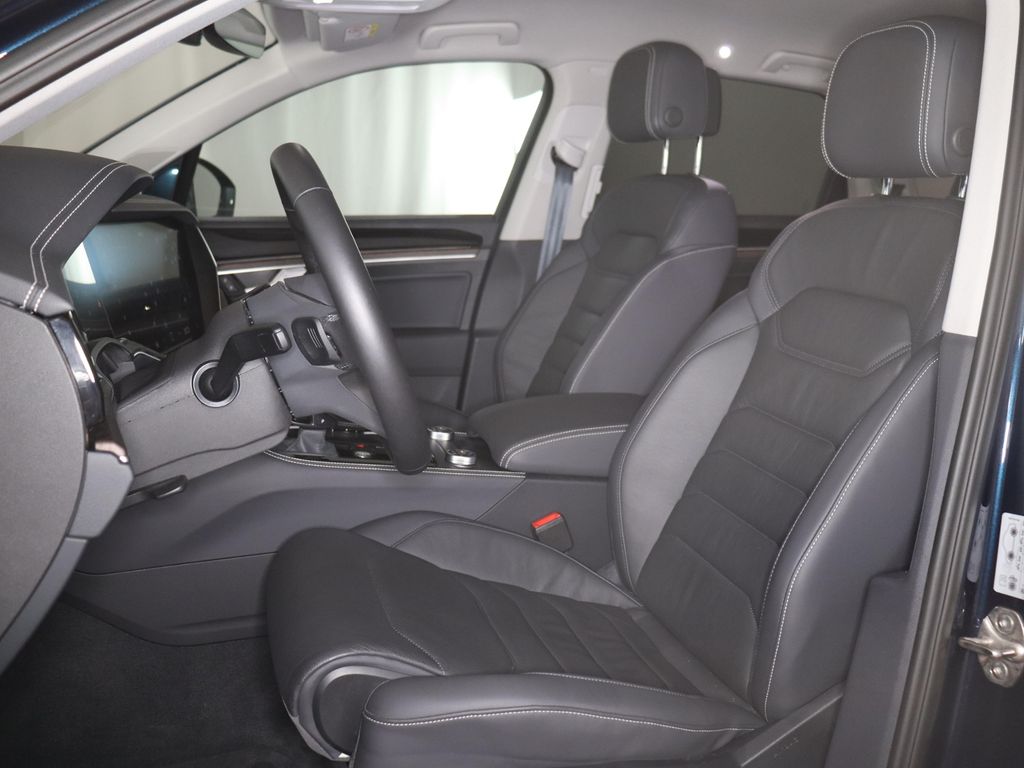 Volkswagen Touareg 2025