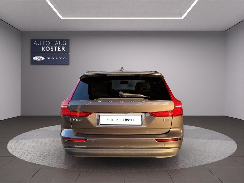 Volvo V60 2022