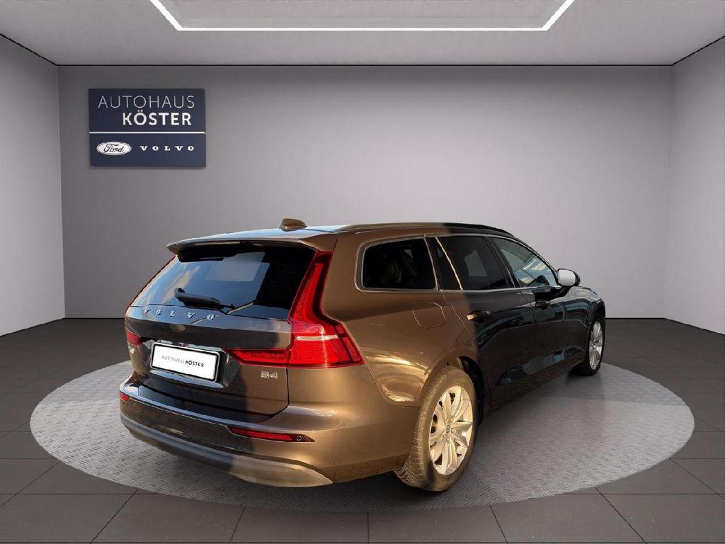 Volvo V60 2022