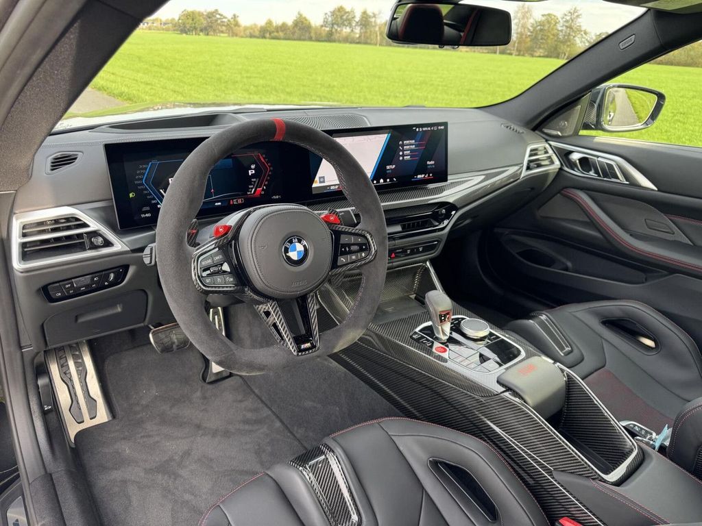 BMW M4 2025