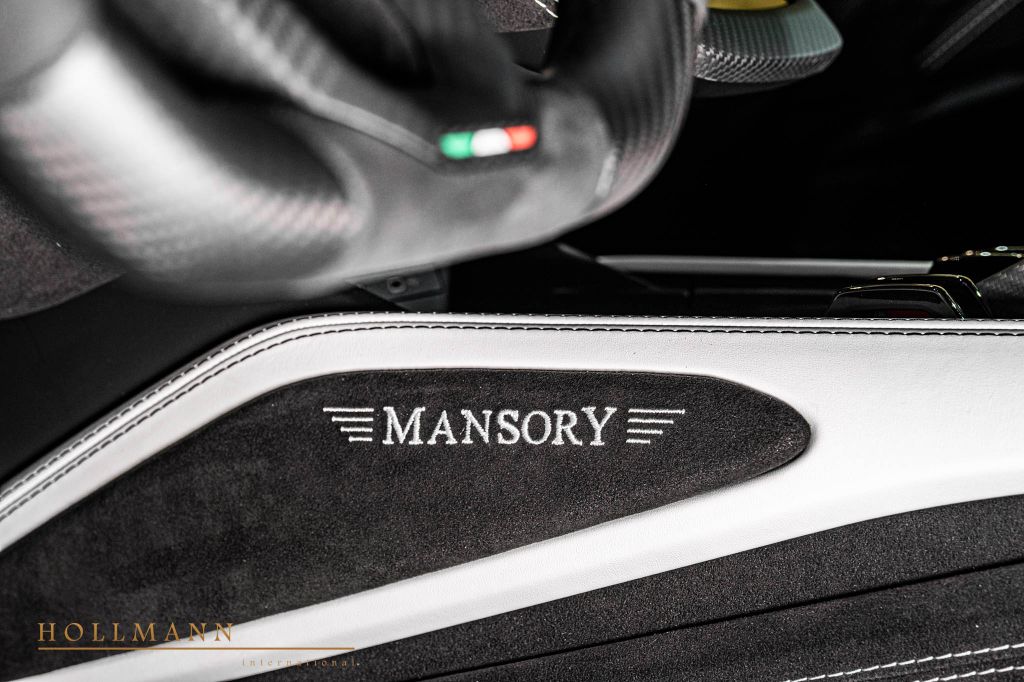 Lamborghini Revuelto