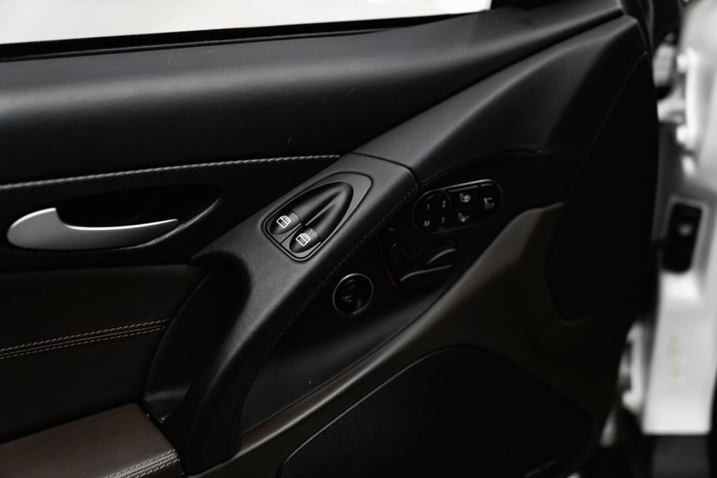 Mercedes-Benz SL 63 AMG 2009