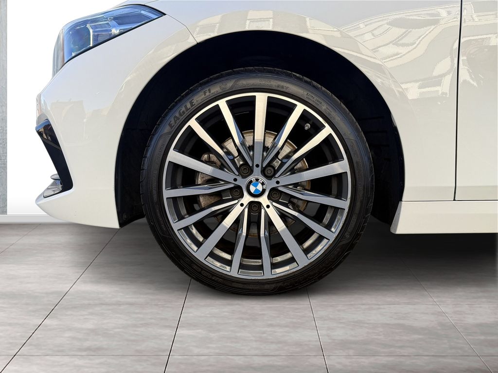 BMW 118 2021