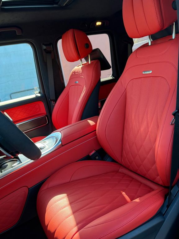 Mercedes-Benz G 500 2025