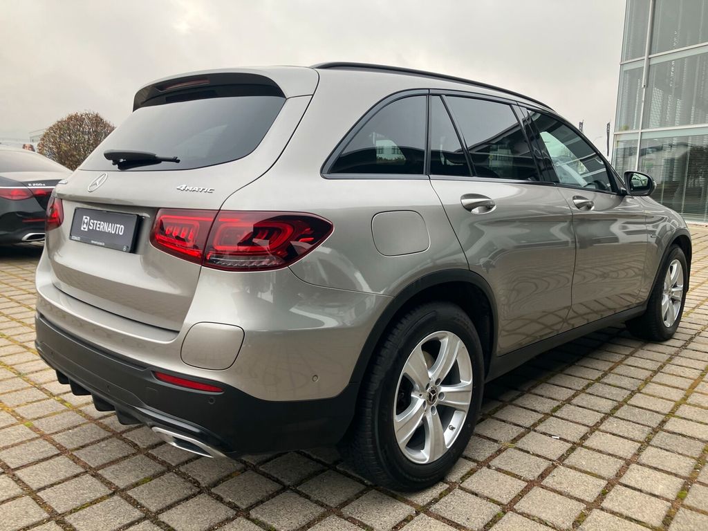 Mercedes-Benz GLC 300 2021